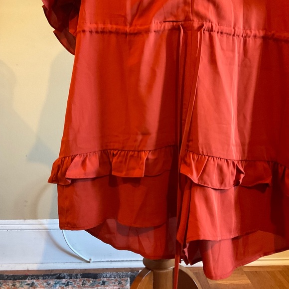 Rust ruffle romper - Picture 3 of 5